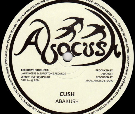 R-9215887-1589434747-1433